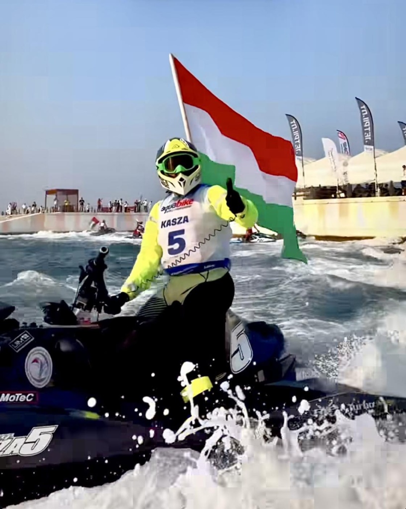 Fantasztikus év végi hajrá a jet-skiseknél