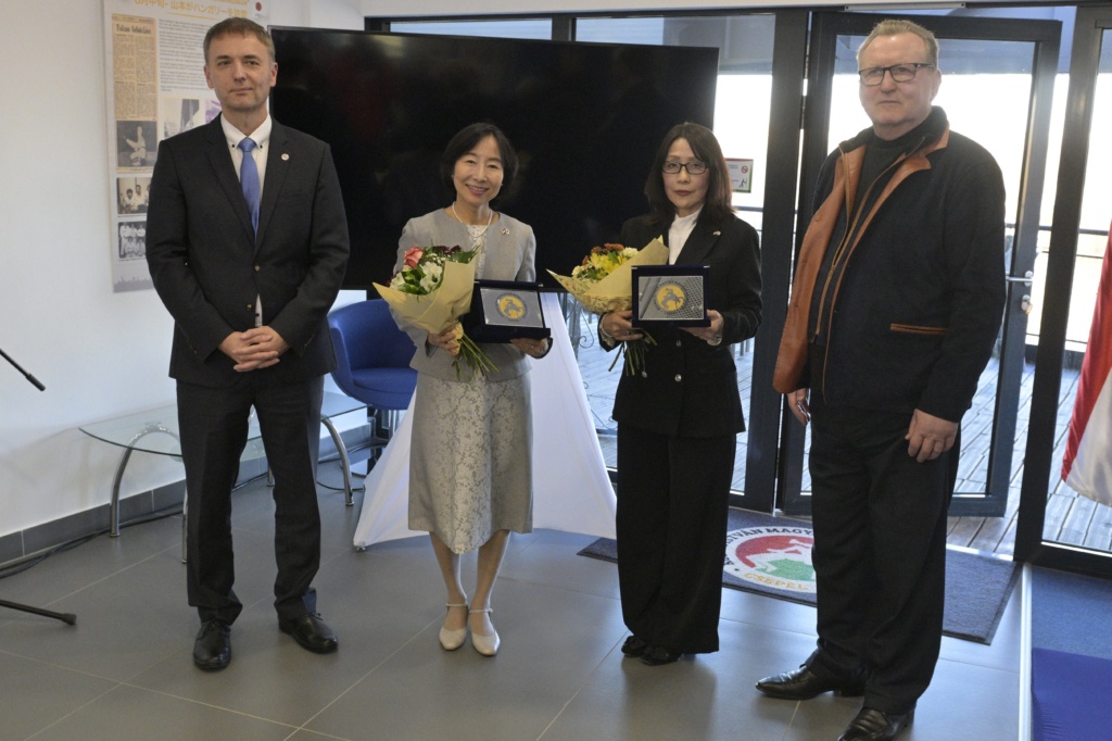 Rendhagyó kiállítás a KIMBA-ban