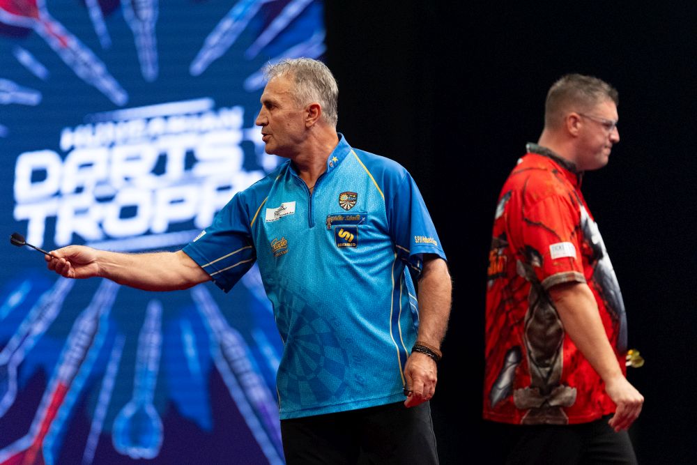 Történelmi magyar este a Hungarian Darts Trophy-n: Kádár és Major is továbbjutott